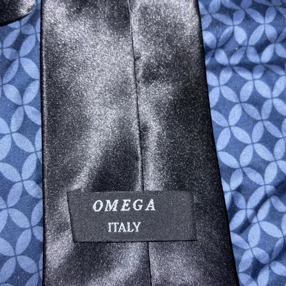 Omega Italy Black Rhinestone Embellished unisex Silk  tie. - Picture 5 of 9